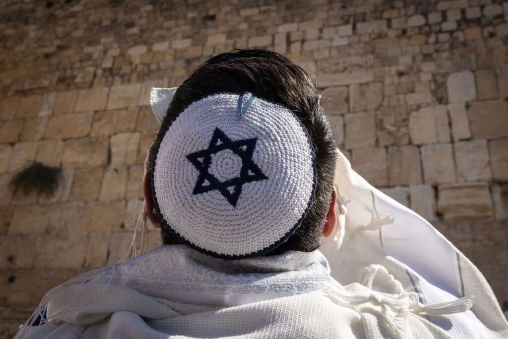 תל אביב